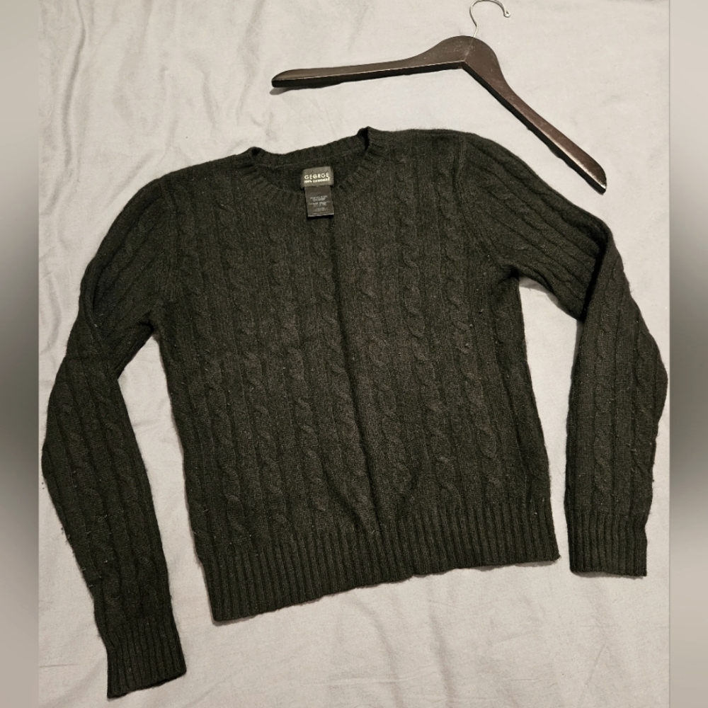 100% Cashmere S cable knit sweater size Small by George ⚫️ black
